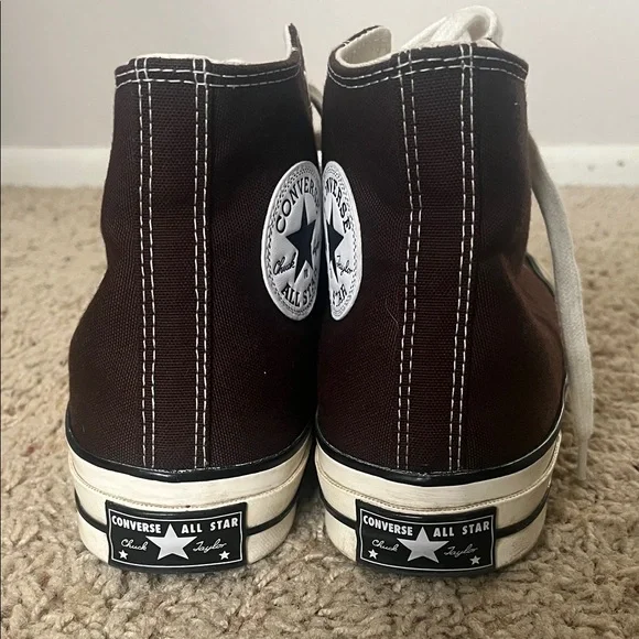 Converse High-Tops - Picture 4 of 11